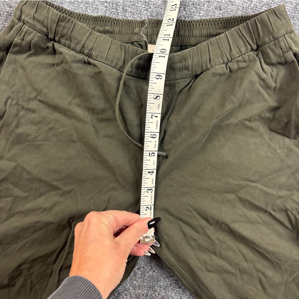 LULULEMON Women’s Essential Affinity Mid-Rise Joggers Dark Olive Green size: 8 - Picture 10 of 11